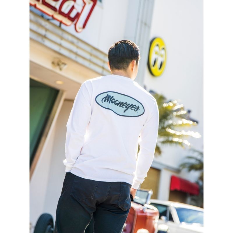 (G-AP-TLS) MOONEYES Oval Patch Long Sleeve T-Shirt [TML884]