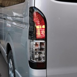 (CC-LTL) VLAND TOYOTA 豐田 HIACE (200) LED 半燻黑尾燈 [YAB-HS-16445S-LS]