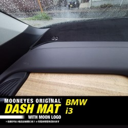 (CC-DM) MOONEYES Solid Colour Dashmat - BMW